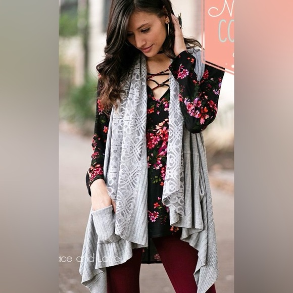 Grace & Lace flip two fit knit vest cardigan sweater shawl waterfall grey OS - Picture 2 of 9